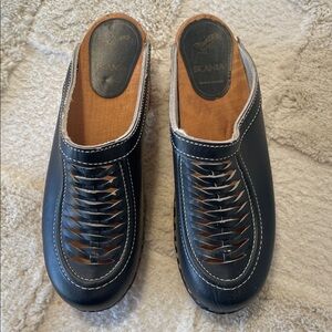 Scania Women's Clogs